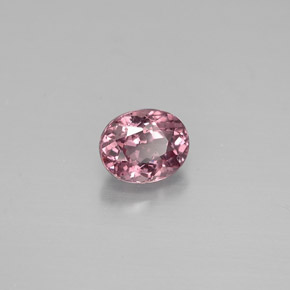 Grenat à changement de couleur multicolore naturelle coupe ovale, 0,58 ct, VS