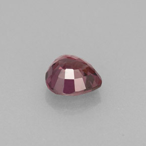 Grenat Couleur Changeant Violet à Rouge Rose naturelle En forme de poire, 0.92 ct, VS