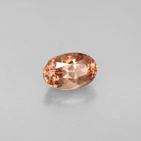 Grenat à changement de couleur multicolore naturelle coupe ovale, 0,74 ct, VS
