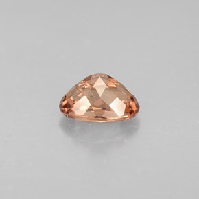 Grenat à changement de couleur multicolore naturelle coupe ovale, 0,74 ct, VS