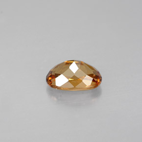 Grenat à changement de couleur multicolore naturelle coupe ovale, 0,69 ct, VVS-VS