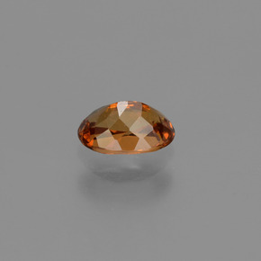 Grenat Couleur Changeant Brun Doré à Orange naturelle Coupe ovale, 0.65 ct, VVS-VS