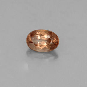 Grenat à changement de couleur de couleur changeante naturelle coupe ovale, 0,58 ct, VS