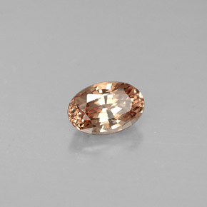 Grenat Couleur Changeant Brun Doré à Orange naturelle Coupe ovale, 0.66 ct, VS