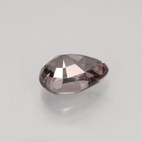 Grenat Couleur Changeant Brun verdâtre à rouge-rose naturelle En forme de poire, 1.18 ct, VVS-VS