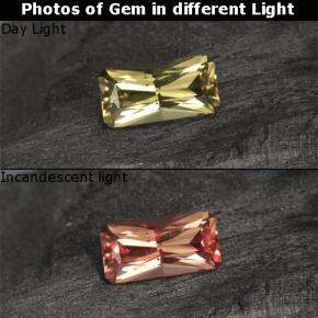 Grenat à changement de couleur jaune naturelle taille émeraude, 0,76 ct, VS