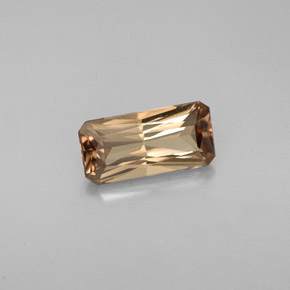 Grenat Couleur Changeant Brun Doré à Orange naturelle Taille émeraude, 1.44 ct, VS