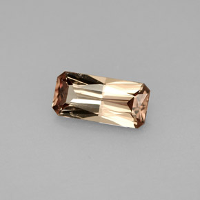 Grenat à changement de couleur multicolore naturelle taille émeraude, 1,21 ct, VVS-VS
