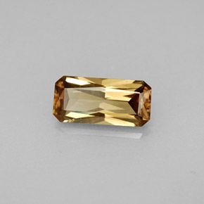 Grenat à changement de couleur multicolore naturelle taille émeraude, 1,28 ct, VS