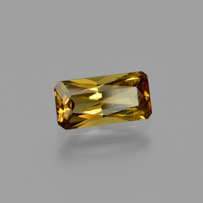 Grenat Couleur Changeant Brun verdâtre à orange naturelle Taille émeraude, 1.25 ct, VS