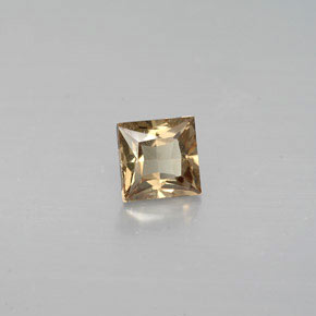 Grenat à changement de couleur multicolore naturelle carré, 0,50 ct, VVS-VS