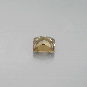 Grenat à changement de couleur multicolore naturelle carré, 0,50 ct, VVS-VS