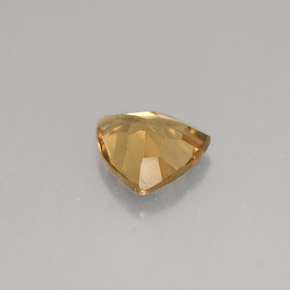 Grenat Couleur Changeant Brun Doré à Orange naturelle Trillion, 0.79 ct, VS