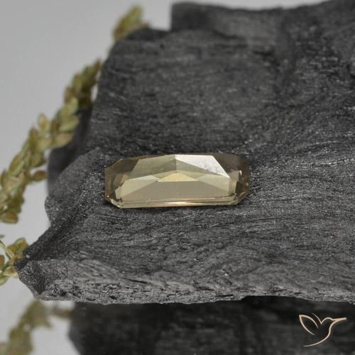 Grenat Couleur Changeant Or naturelle Octogone / coupe Émeraude, 0.61 ct, VVS-VS