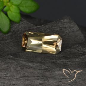 Grenat Couleur Changeant Brun doré naturelle Octogone / coupe Émeraude, 0.63 ct, VVS-VS