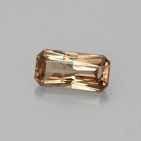 Grenat à changement de couleur multicolore naturelle taille émeraude, 0,75 ct, SI
