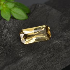 Grenat Couleur Changeant Brun doré naturelle Taille émeraude, 0.57 ct, VVS