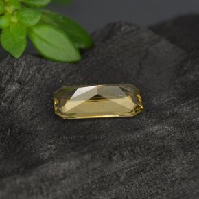 Grenat Couleur Changeant Brun doré naturelle Taille émeraude, 0.57 ct, VVS