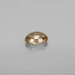Grenat à changement de couleur doré naturelle coupe ovale, 0,69 ct, VVS-VS