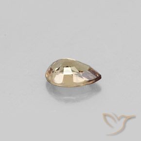 Grenat Couleur Changeant Marron clair naturelle En forme de poire, 0.55 ct, VVS