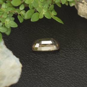 Grenat Couleur Changeant Or naturelle Coupe coussin, 1.14 ct, VS-SI