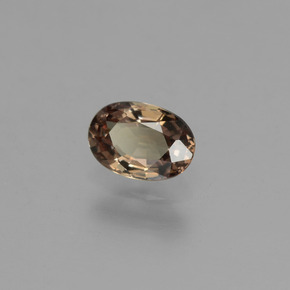 Grenat à changement de couleur de couleur changeante naturelle coupe ovale, 0,64 ct, VVS