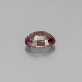 Grenat à changement de couleur multicolore naturelle coupe ovale, 0,62 ct, VVS-VS