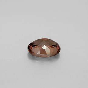 Grenat Couleur Changeant Rose brunâtre à Rouge naturelle Coupe ovale, 3.54 ct, VS