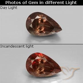 Grenat à changement de couleur marron naturelle en forme de poire, 3,05 ct, VS-SI