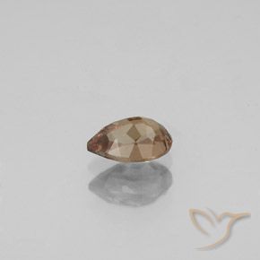 Grenat Couleur Changeant Marron clair naturelle En forme de poire, 0.64 ct, VS