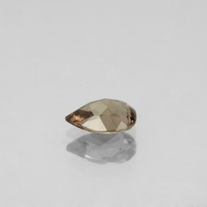Grenat à changement de couleur de couleur changeante naturelle en forme de poire, 0,73 ct, VS