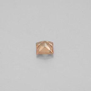 Grenat à changement de couleur multicolore naturelle carré, 0,40 ct, VS