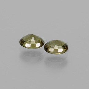 Achetez naturel 1,41ct multicolore grenat à changement de couleur gems, coupe ovale, en provenance tanzanie chez gemselect. en stock, livraison internationale!
