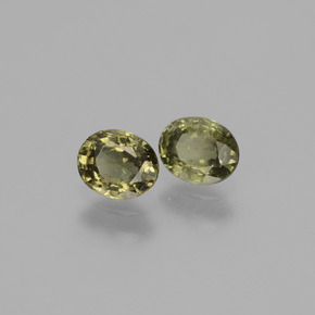 Achetez naturel ct Brun verdâtre à rouge-rose Grenat Couleur Changeant gems, Coupe ovale, En provenance Tanzanie chez GemSelect. En stock, livraison internationale!