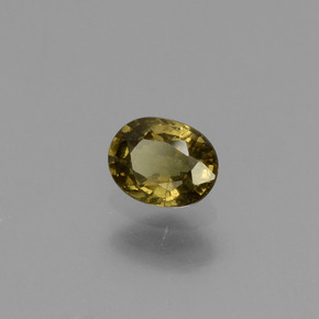 Grenat à changement de couleur jaune naturelle coupe ovale, 0,62 ct, VS