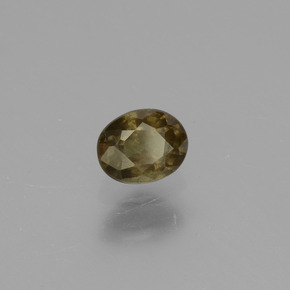 Grenat à changement de couleur jaune naturelle coupe ovale, 0,57 ct, VS