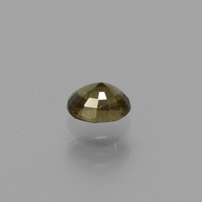 Grenat à changement de couleur jaune naturelle coupe ovale, 0,57 ct, VS