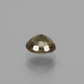 Grenat à changement de couleur marron naturelle coupe ovale, 0,81 ct, VS