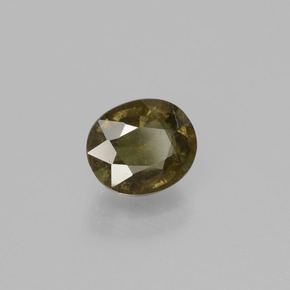 Grenat Couleur Changeant Brun verdâtre à rouge-rose naturelle Coupe ovale, 1.38 ct, SI