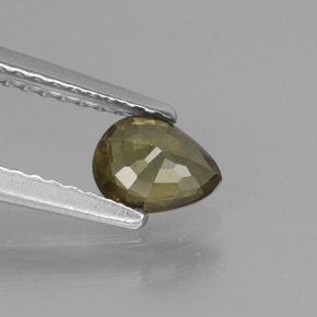Grenat Couleur Changeant Brun verdâtre à rouge-rose naturelle En forme de poire, 0.55 ct, VS