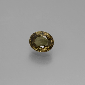 Grenat à changement de couleur de couleur changeante naturelle coupe ovale, 0,60 ct, VS