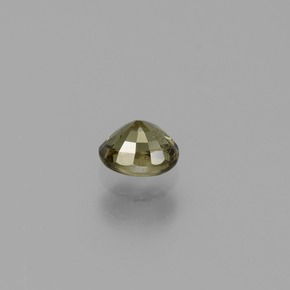 Grenat Couleur Changeant Vert à Rouge-Rose naturelle Coupe ovale, 0.62 ct, VS