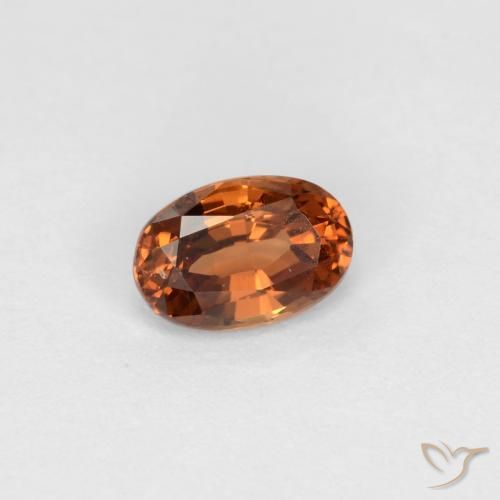 Grenat à changement de couleur marron naturelle coupe ovale, 0,60 ct, VS