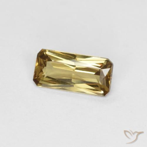 Grenat Couleur Changeant Jaune doré naturelle Octogone / coupe Émeraude, 0.60 ct, VS