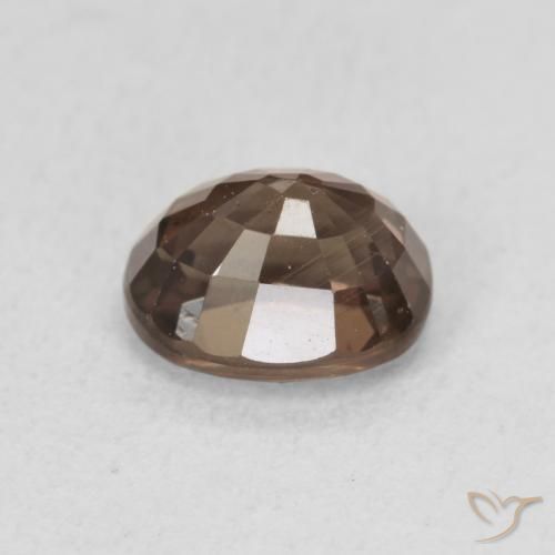 Grenat Couleur Changeant Brun léger moyen naturelle ovale, 1.57 ct, VVS-VS
