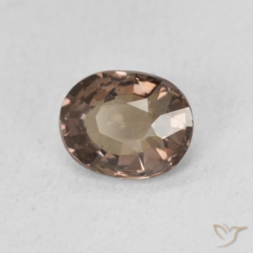 Grenat Couleur Changeant Brun léger moyen naturelle ovale, 1.05 ct, VVS-VS