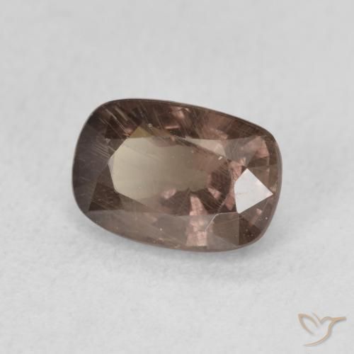 Grenat Couleur Changeant Brun léger moyen naturelle Coussin, 1.58 ct, VS