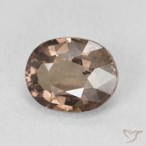 Grenat Couleur Changeant Brun léger moyen naturelle ovale, 1.23 ct, VS
