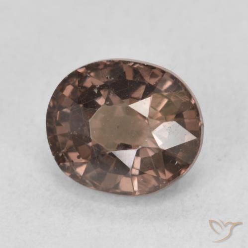 Grenat Couleur Changeant Brun léger moyen naturelle ovale, 1.60 ct, VS