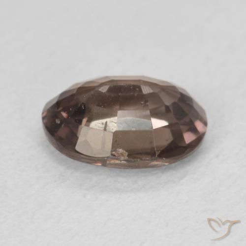 Grenat Couleur Changeant Brun léger moyen naturelle ovale, 1.18 ct, VS